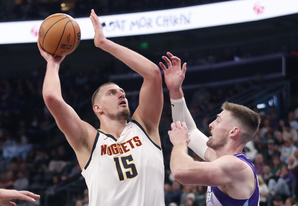 后防线依旧 后防线依旧