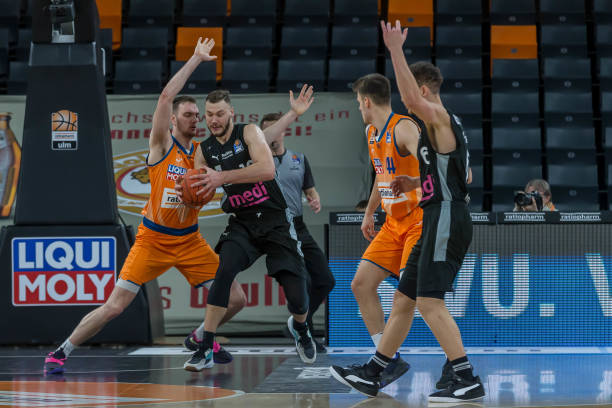 签下了一份 签下了一份