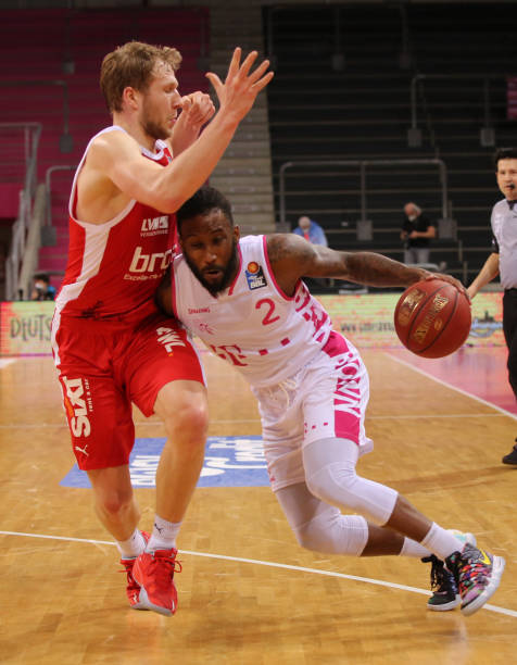 德州体育场 德州体育场