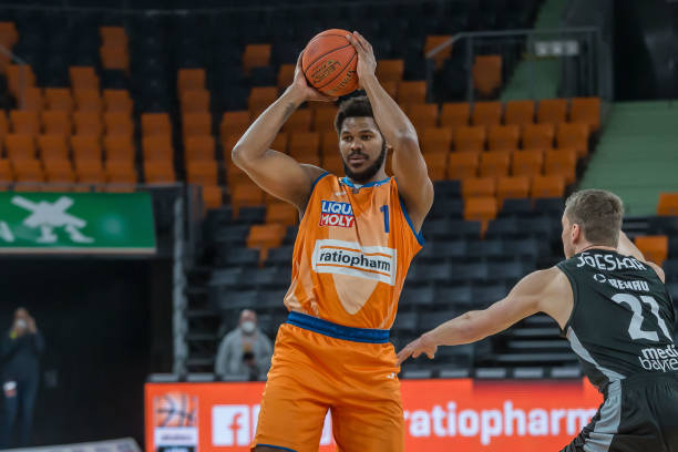 李添荣在比 李添荣在比